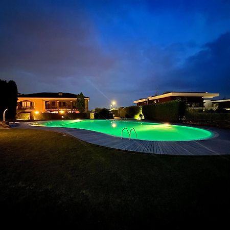 Suite And Pool Castion Veronese Esterno foto