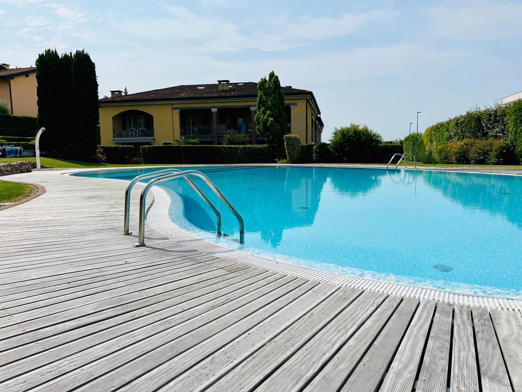 Suite And Pool Castion Veronese Esterno foto