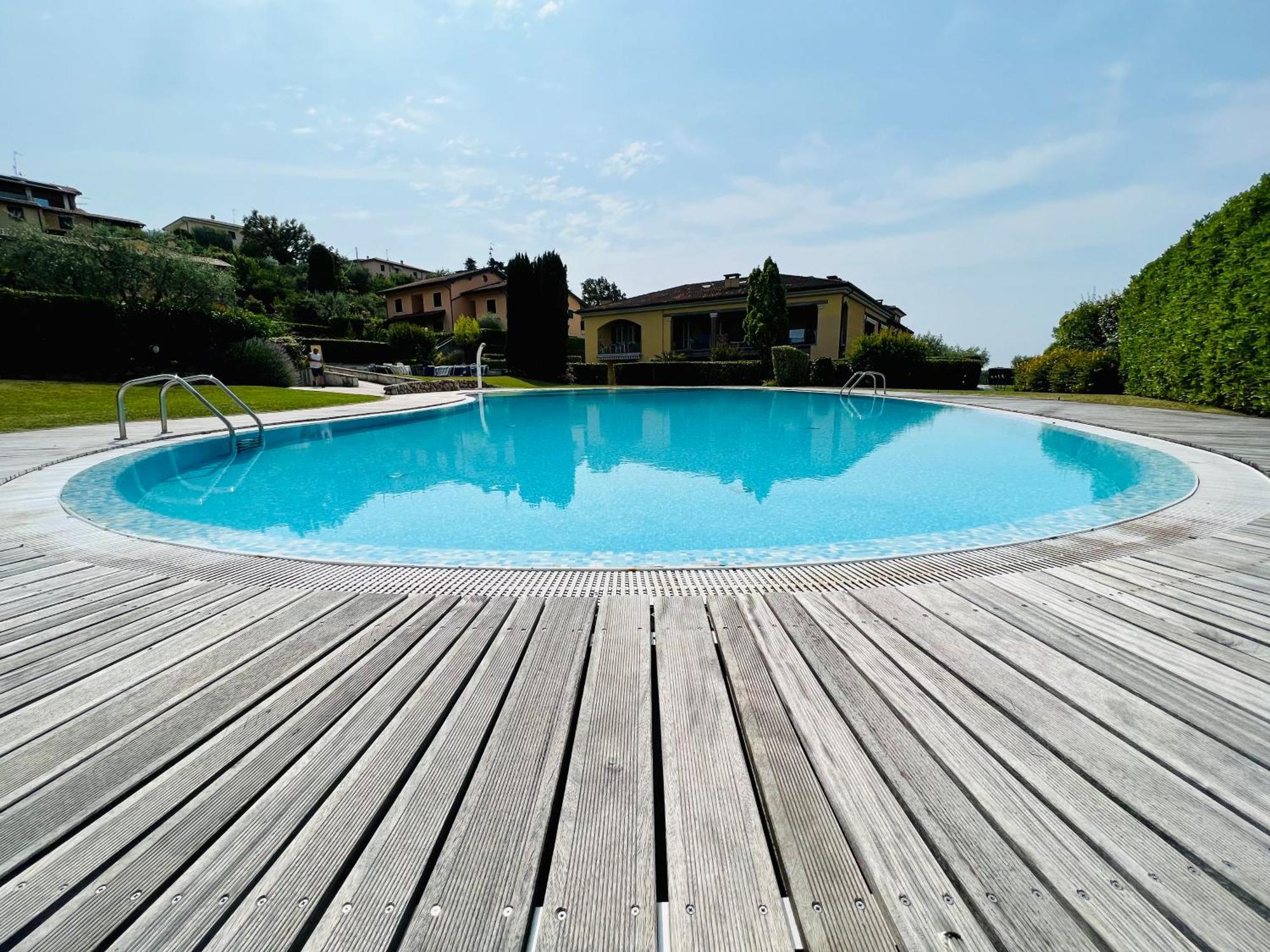 Suite And Pool Castion Veronese Esterno foto